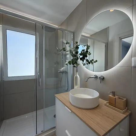 شقة Town 2-bedroom Classy *